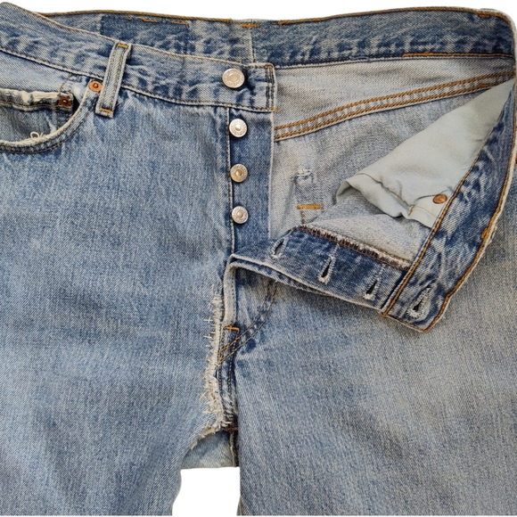 Levi's 501 Light Wash Re Worked Vintage Tapered Jeans Art To Wear Size 34 Mended - Picture 4 of 10